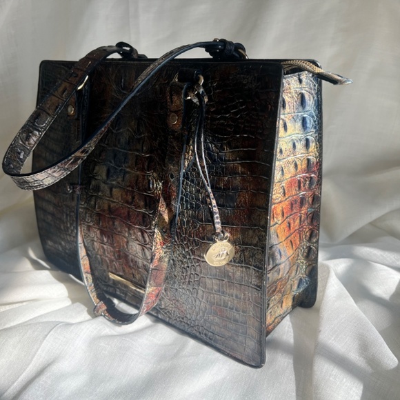 Brahmin leather satchel - Picture 3 of 7